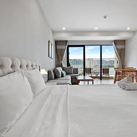 De' Lora Goldcoast Apartment Nha Trang Exterior photo