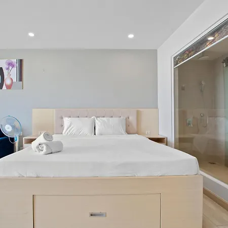 De' Lora Goldcoast Apartment Nha Trang Exterior photo