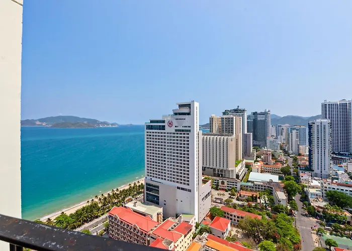 De\' Lora Goldcoast Apartment