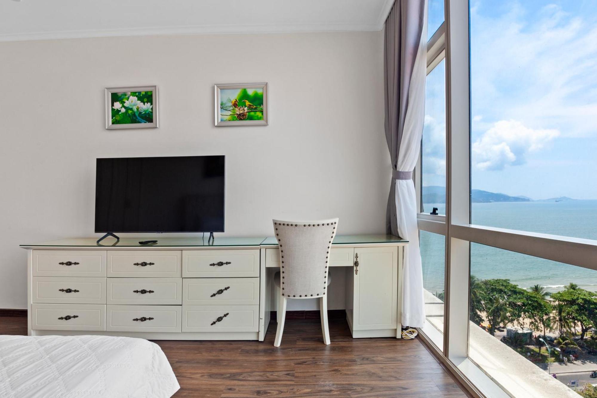 Apartment De' Lora Goldcoast *