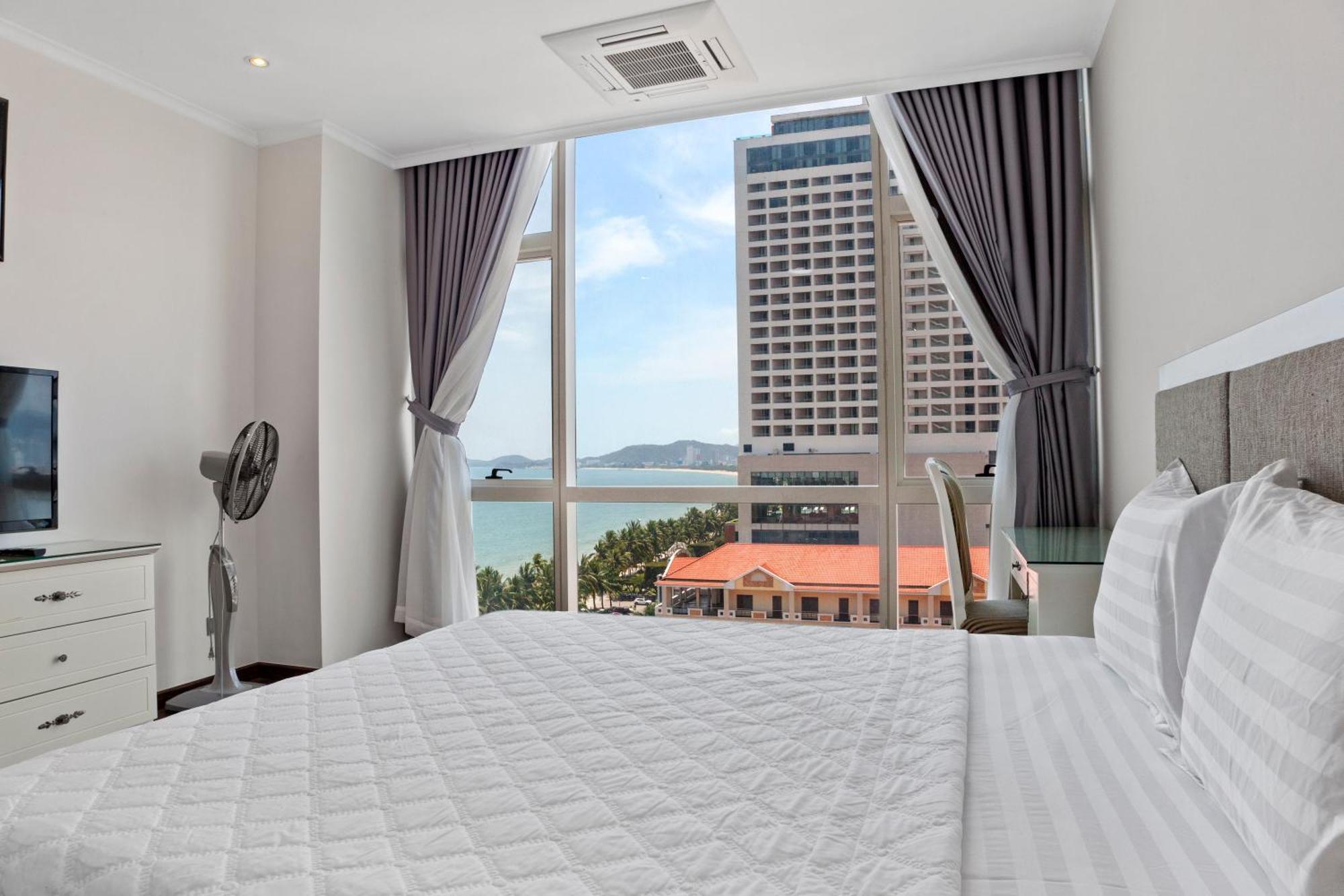 De' Lora Goldcoast Nha Trang